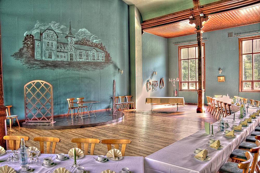 Gasthof Schloss Hubertus Ερφούρτη Εξωτερικό φωτογραφία
